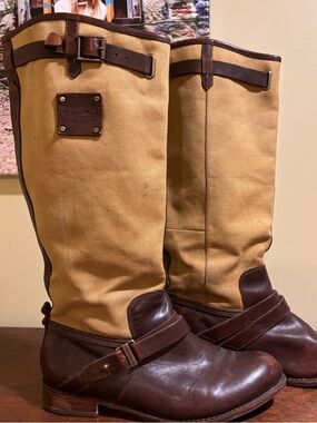 Caterpillar Leather and Canvas Pullon Boots Size Women’s 8.5